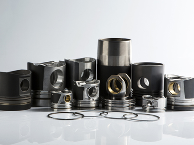 Piston, pin, gömlek, segman ve emniyet halkası